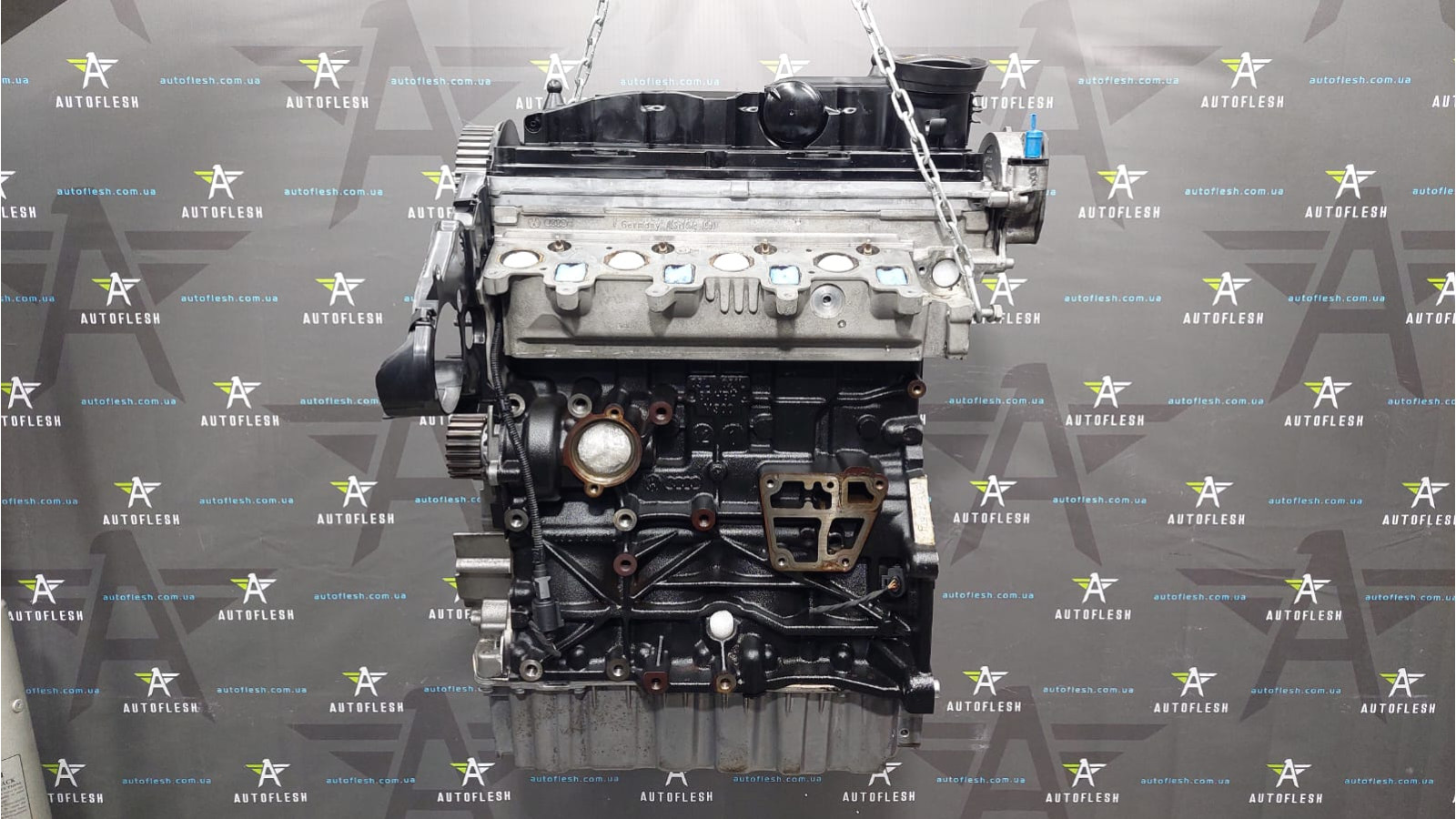 Двигатель 1.6 TDI CAY, 726004, 03L100031D Audi Seat Skoda Volkswagen бу